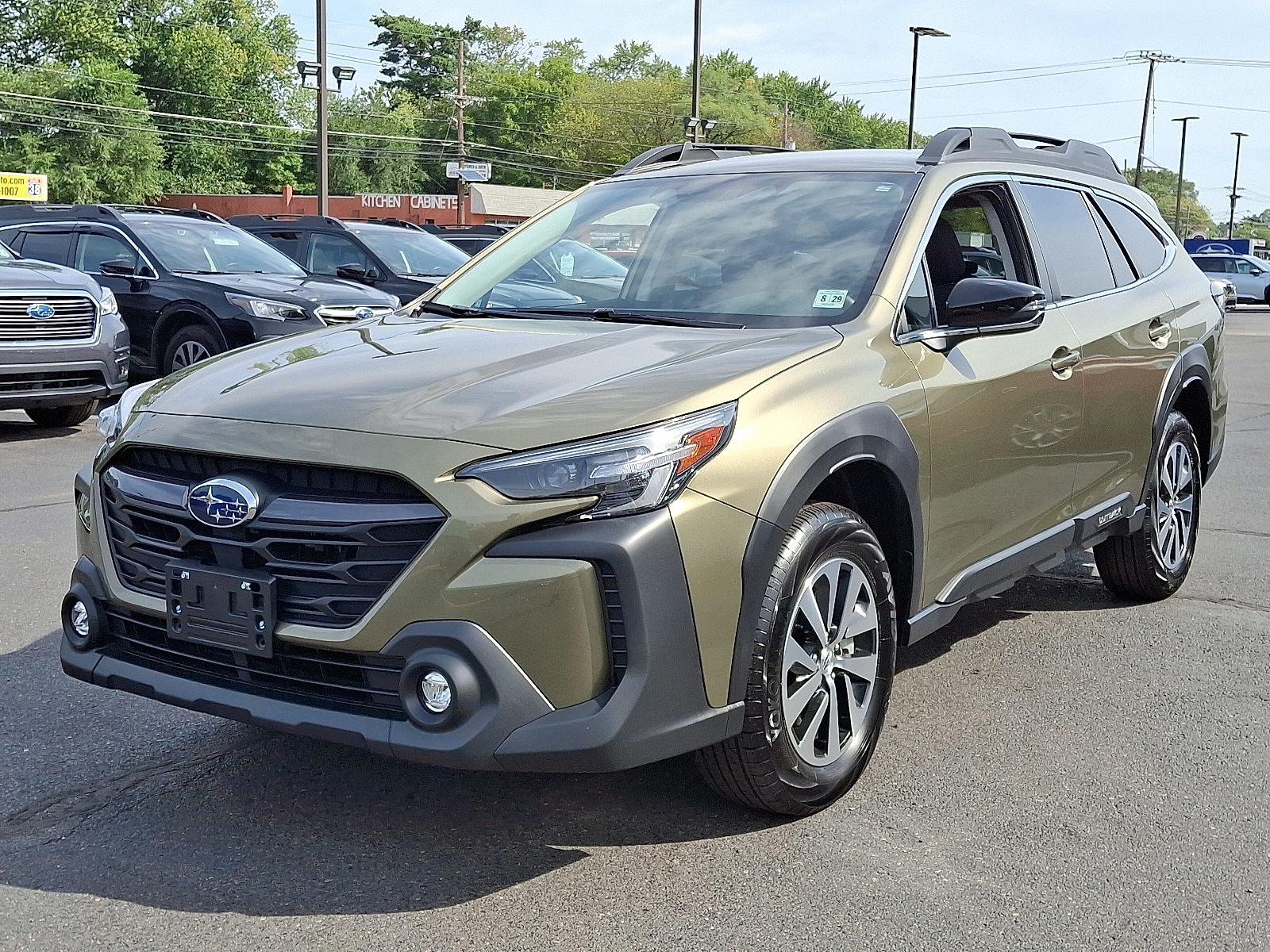 2025 Subaru Outback Premium photo 2