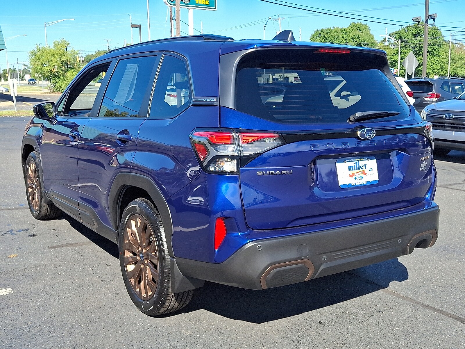 2025 Subaru Forester Sport photo 2