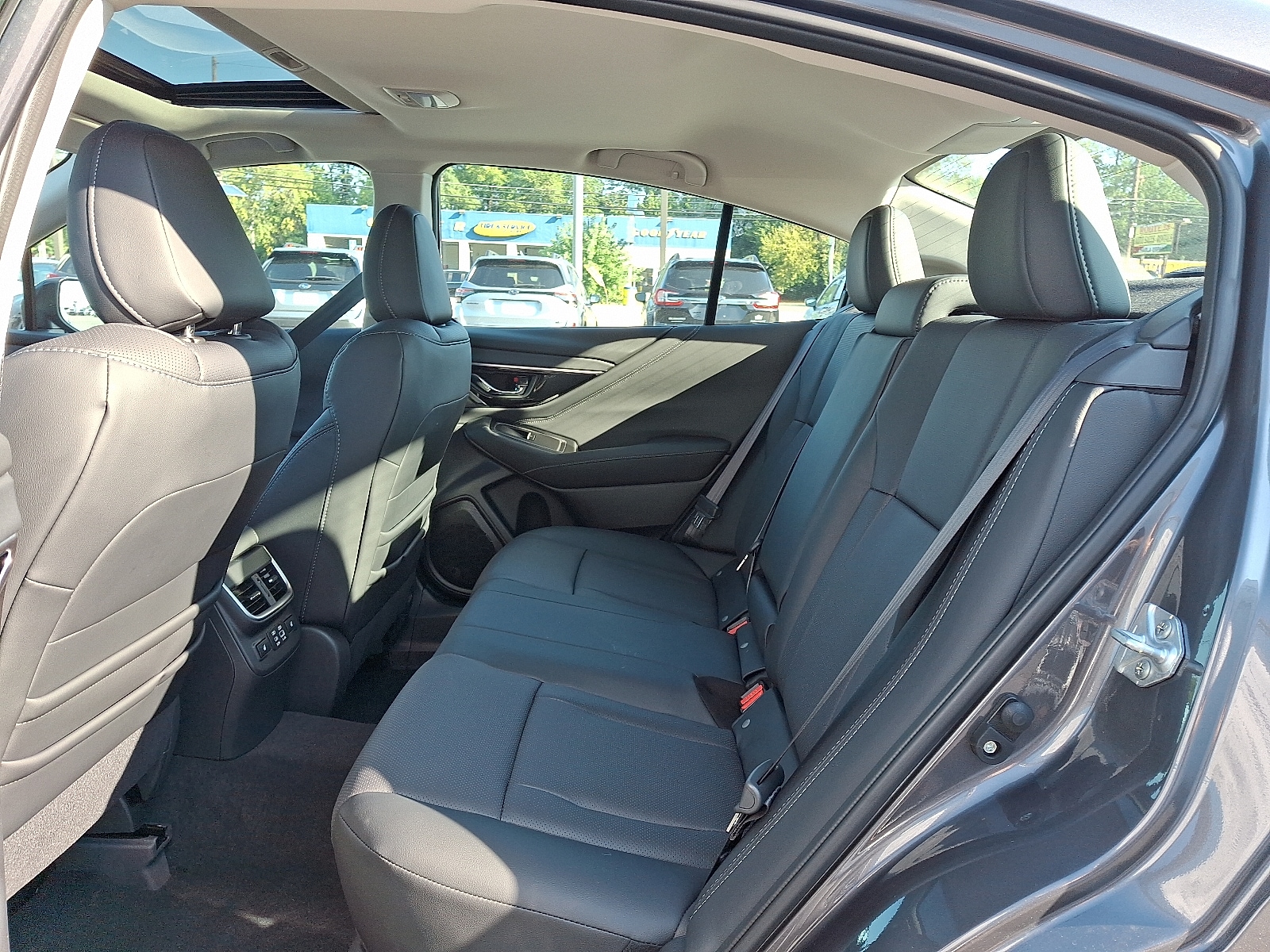 2025 Subaru Legacy Limited - Photo 6