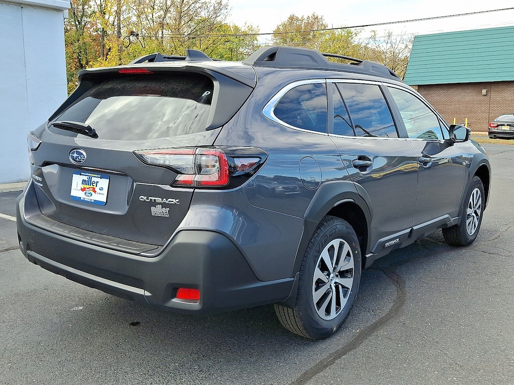 New 2025 Subaru Outback Premium SUV