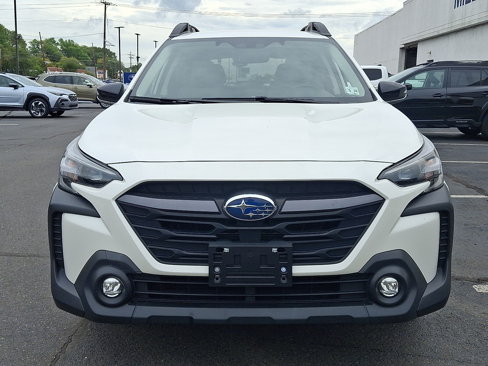 2023 Subaru Outback Premium photo 2