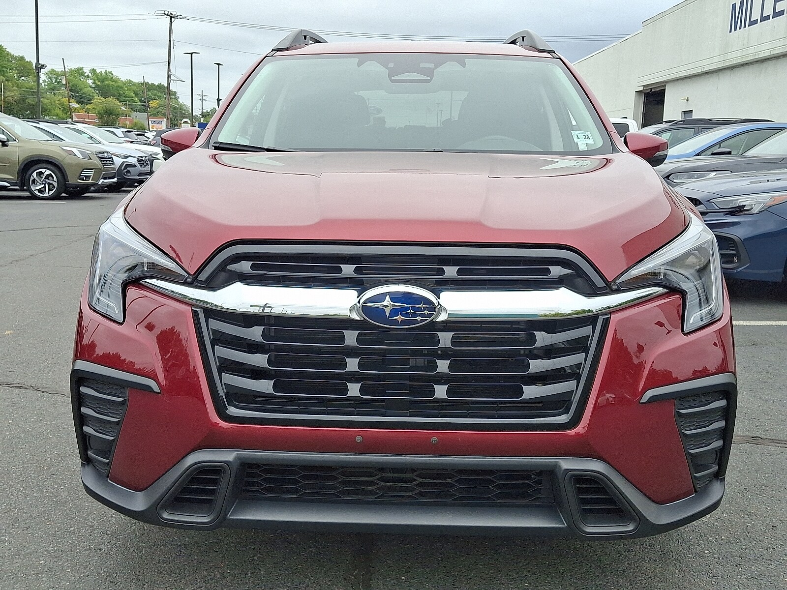 2023 Subaru Ascent Premium photo 2