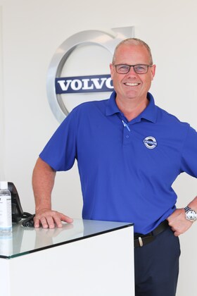 Staff member Keith Higgs from b0e11df407db