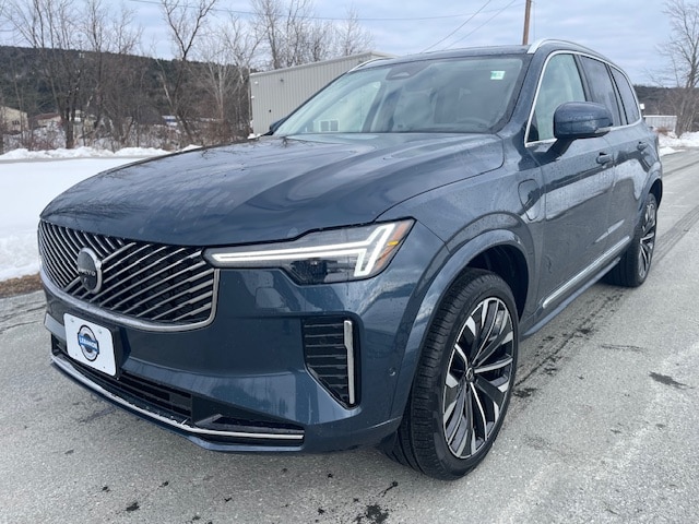 2026 Volvo XC90 T8 Recharge Ultra Bright 4WD's photo