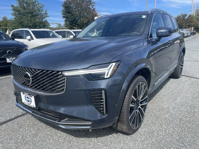 New 2026 Volvo XC90 B6 Plus 7-Seater SUV