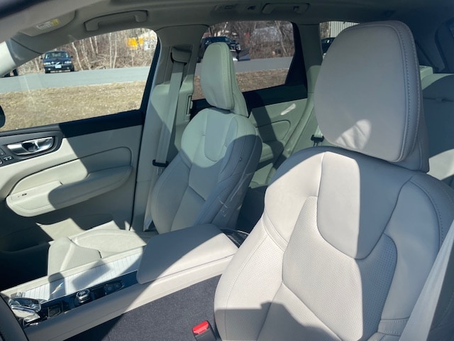 2026 Volvo XC60 Ultra - Photo 14