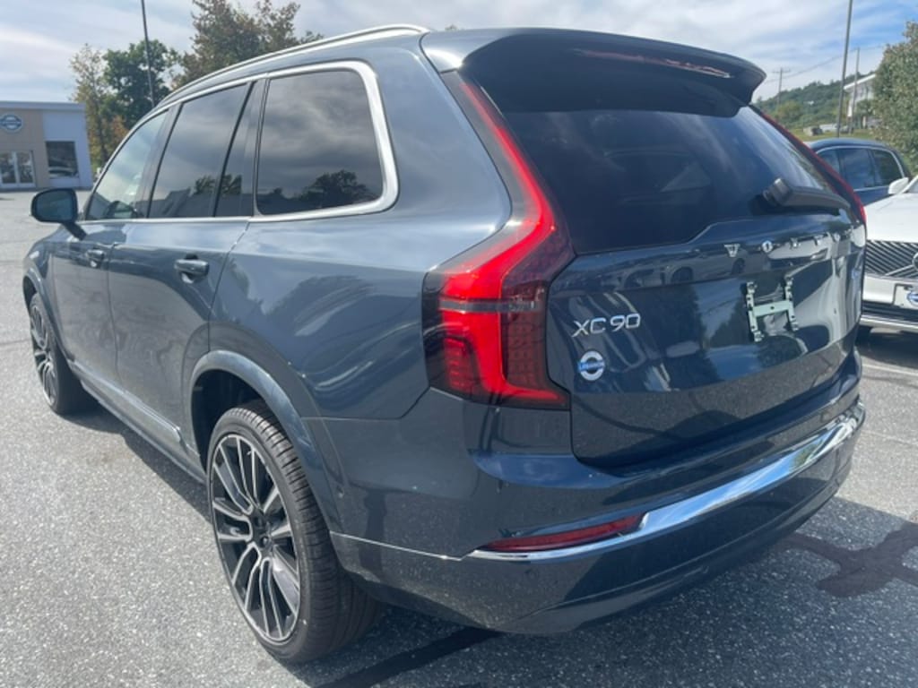 New 2026 Volvo XC90 B6 Plus 7-Seater SUV