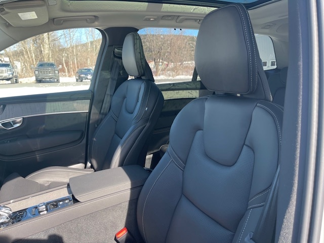 2026 Volvo XC90 Ultra - Photo 12