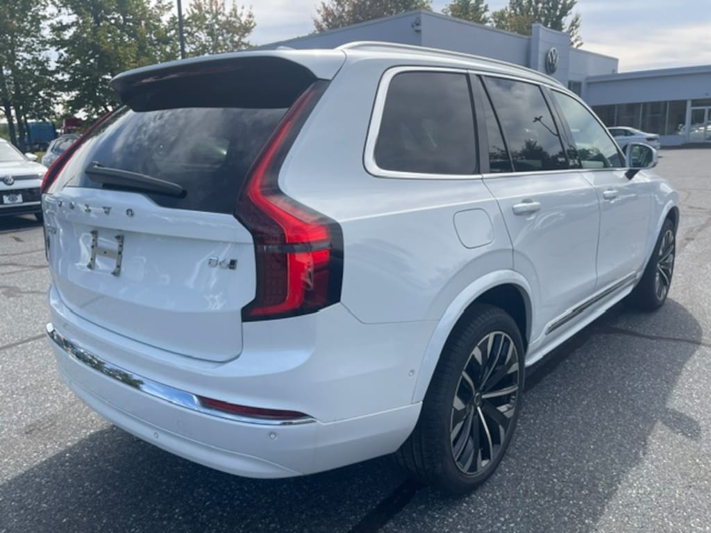 New 2026 Volvo XC90 B6 Ultra 7-Seater SUV