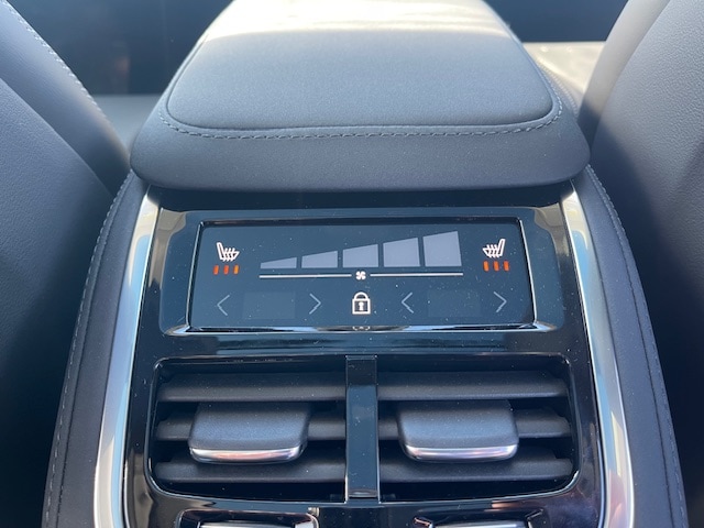 2026 Volvo XC90 Ultra - Photo 8