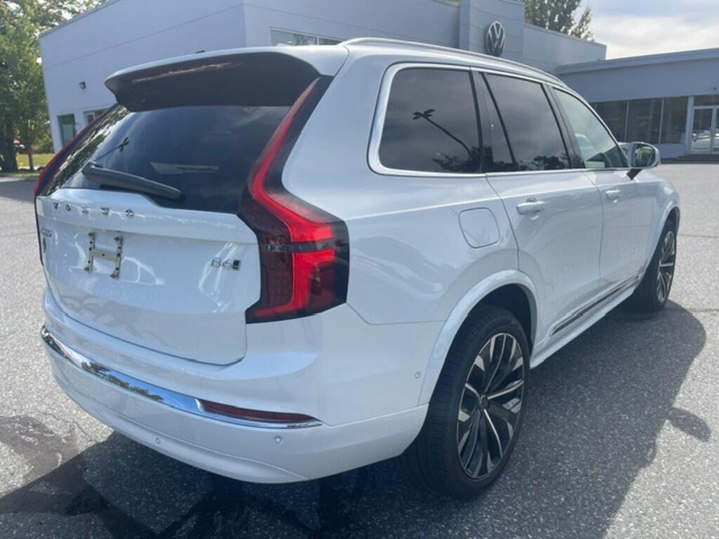 New 2026 Volvo XC90 B6 Ultra 7-Seater SUV