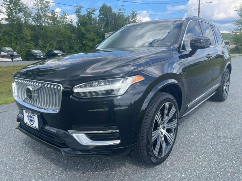 Used 2025 Volvo XC90 Plus APURP