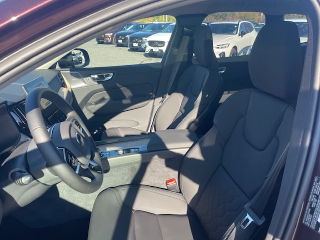 New 2026 Volvo XC60 B5 Plus SUV