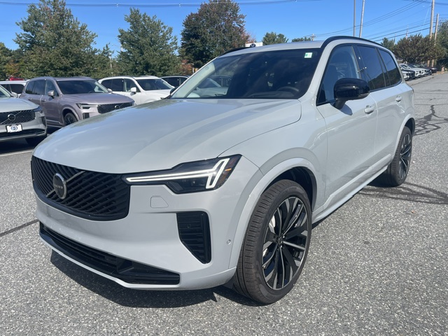 2027 Volvo XC90 B6 Ultra Dark Theme 6-Seater AWD SUV