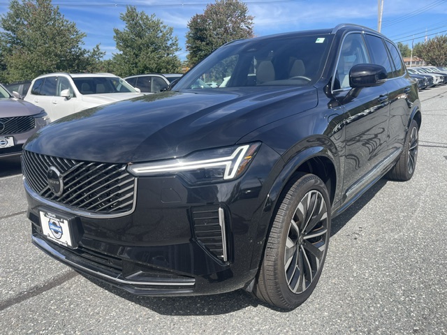 New 2026 Volvo XC90 plug-in hybrid T8 Plus 7-Seater SUV