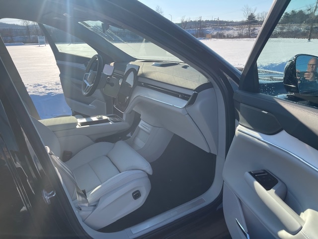 2025 Volvo EX90 Plus - Photo 7