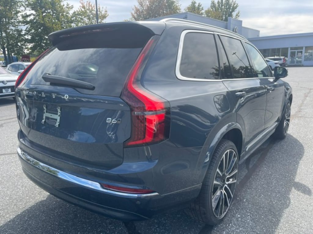 New 2026 Volvo XC90 B6 Plus 7-Seater SUV