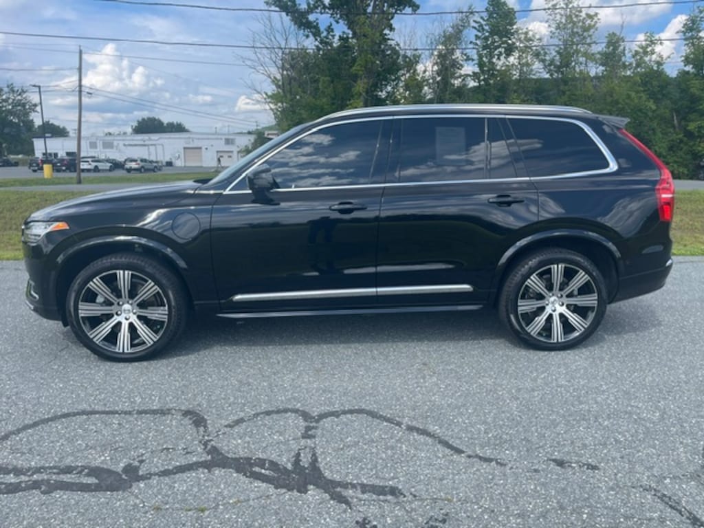 Used 2025 Volvo XC90 Plus APURP