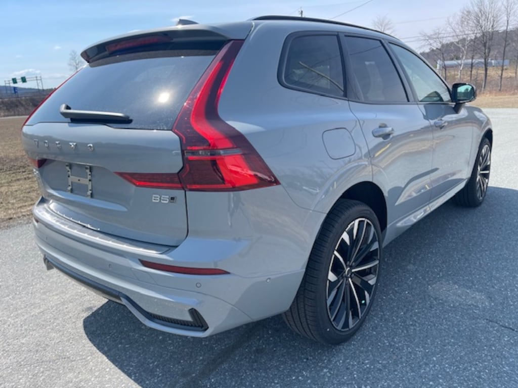 New 2026 Volvo XC60 B5 Ultra SUV