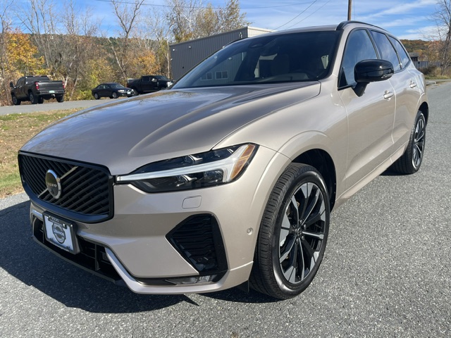2026 Volvo XC60 Plus APURP