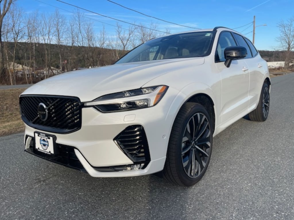 New 2026 Volvo XC60 B5 Ultra SUV