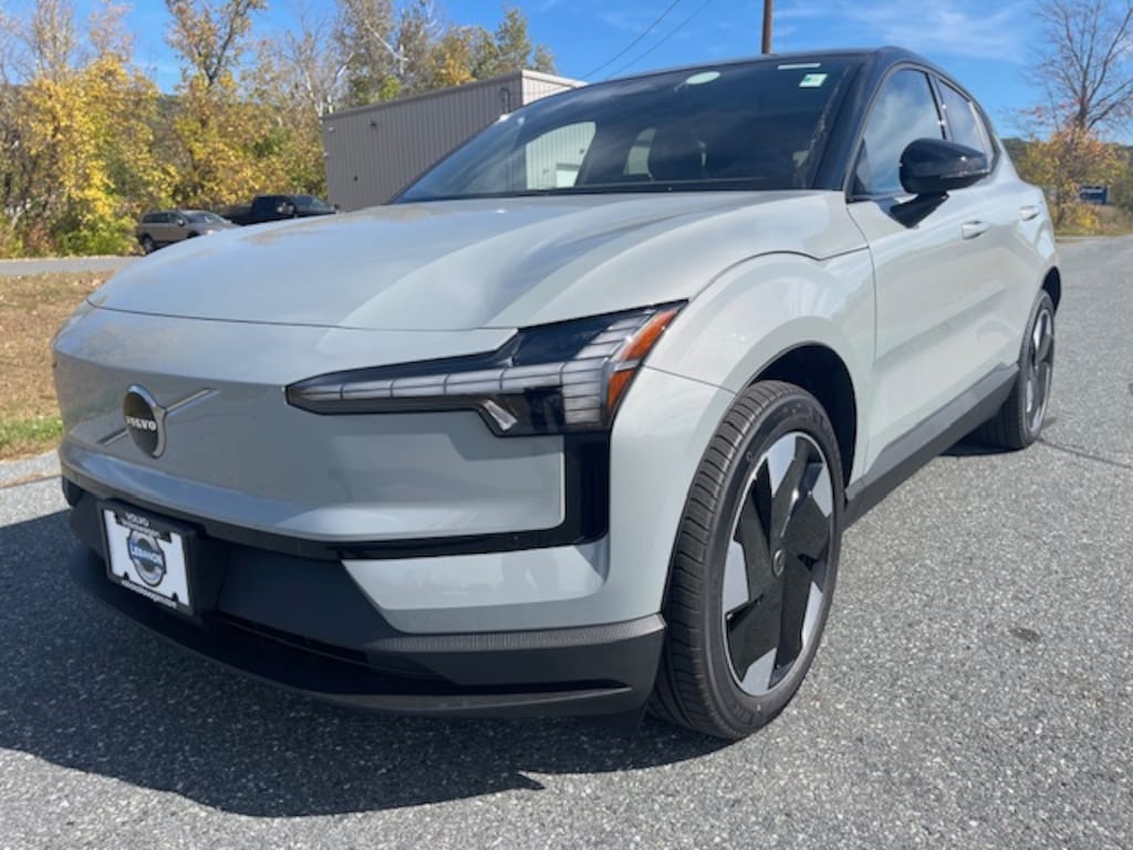 Used 2025 Volvo EX30 Twin Motor Plus SUV