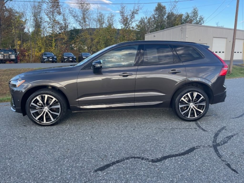 Used 2025 Volvo XC60 B5 Plus SUV