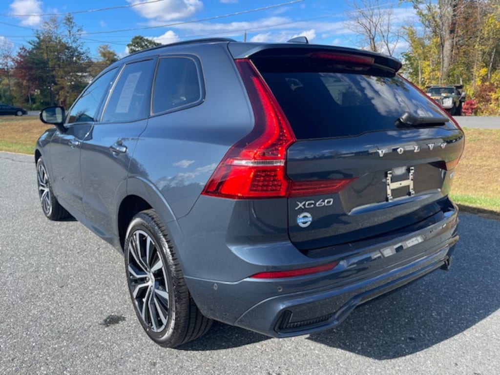 Used 2025 Volvo XC60 B5 Plus SUV