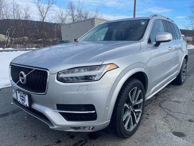 2019 Volvo XC90 Momentum