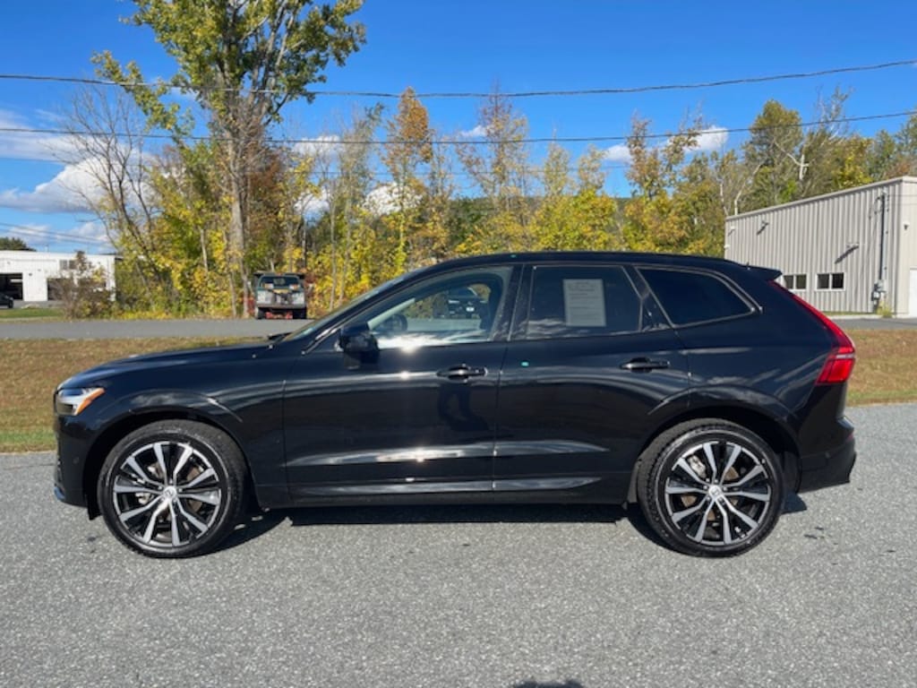 Used 2025 Volvo XC60 B5 Plus SUV