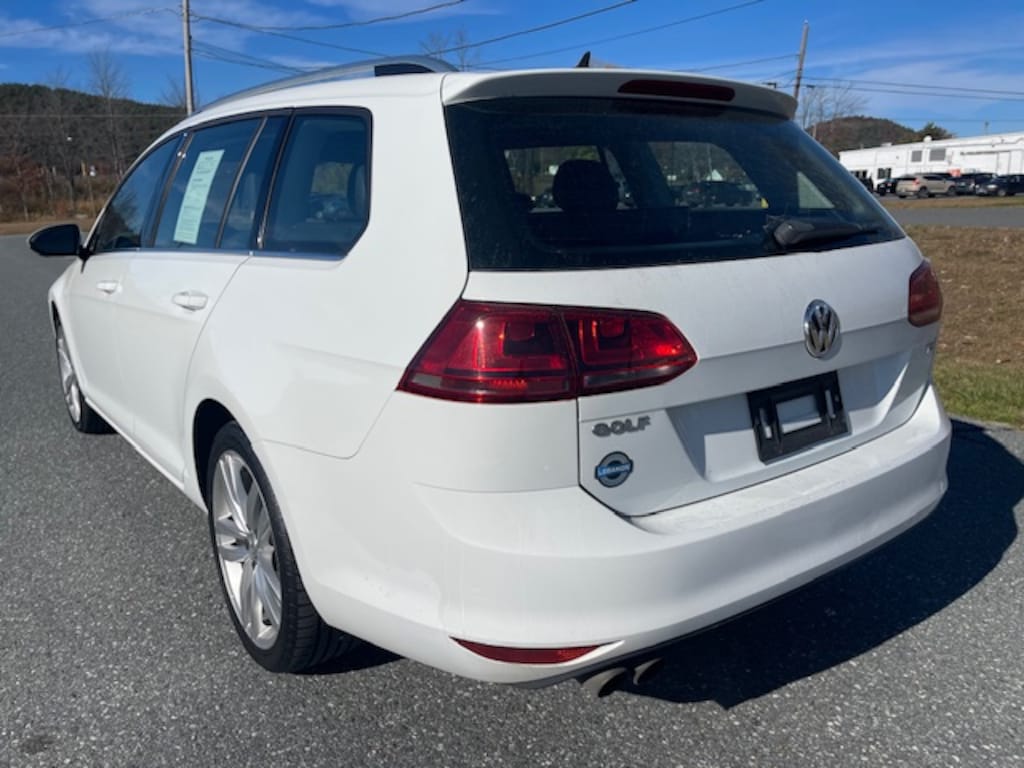 Used 2015 Volkswagen Golf SportWagen TSI Wagon