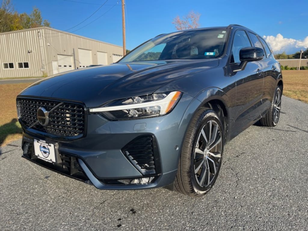 Used 2025 Volvo XC60 B5 Plus SUV