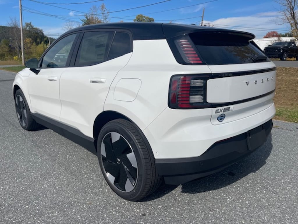 Used 2025 Volvo EX30 Twin Motor Ultra SUV