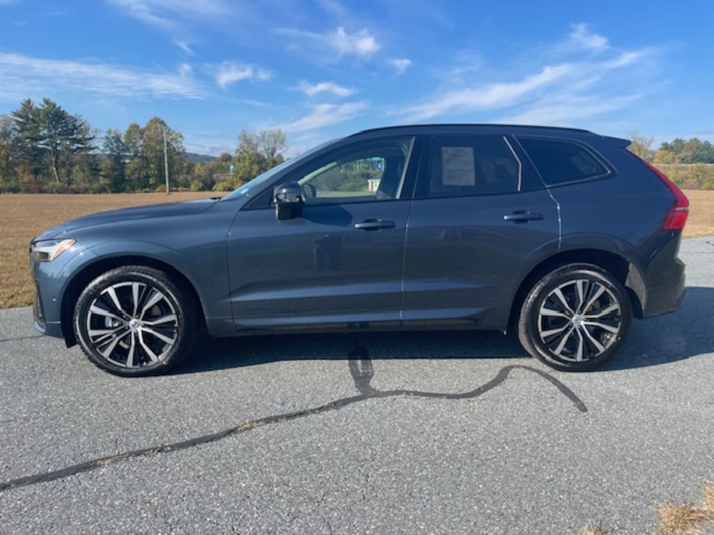 Used 2025 Volvo XC60 B5 Plus SUV