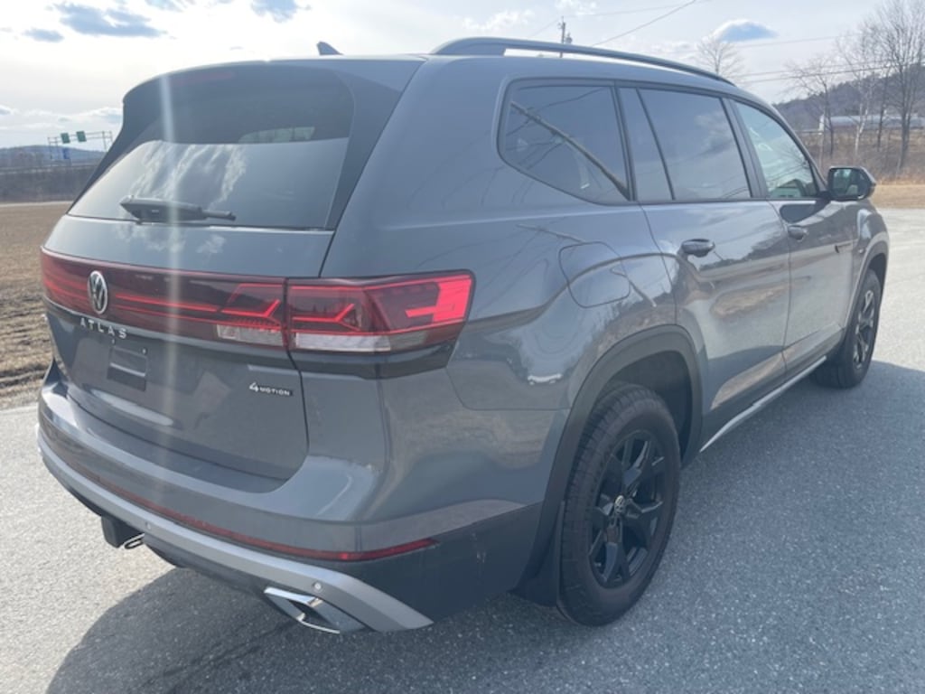 New 2026 Volkswagen Atlas 2.0T Peak Edition SUV