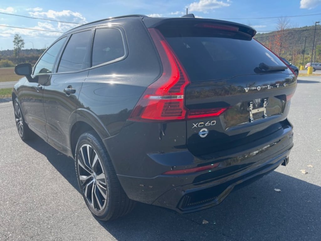 Used 2025 Volvo XC60 B5 Plus SUV