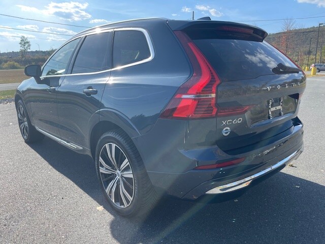 2023 Volvo XC60 Ultimate photo 3