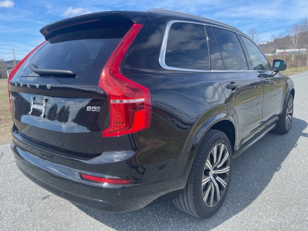 Used 2023 Volvo XC90 B5 AWD Core SUV