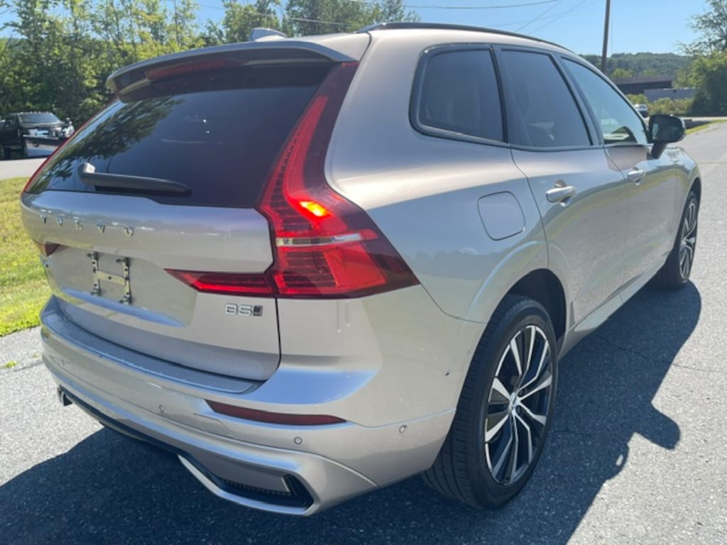 Used 2025 Volvo XC60 B5 Plus SUV
