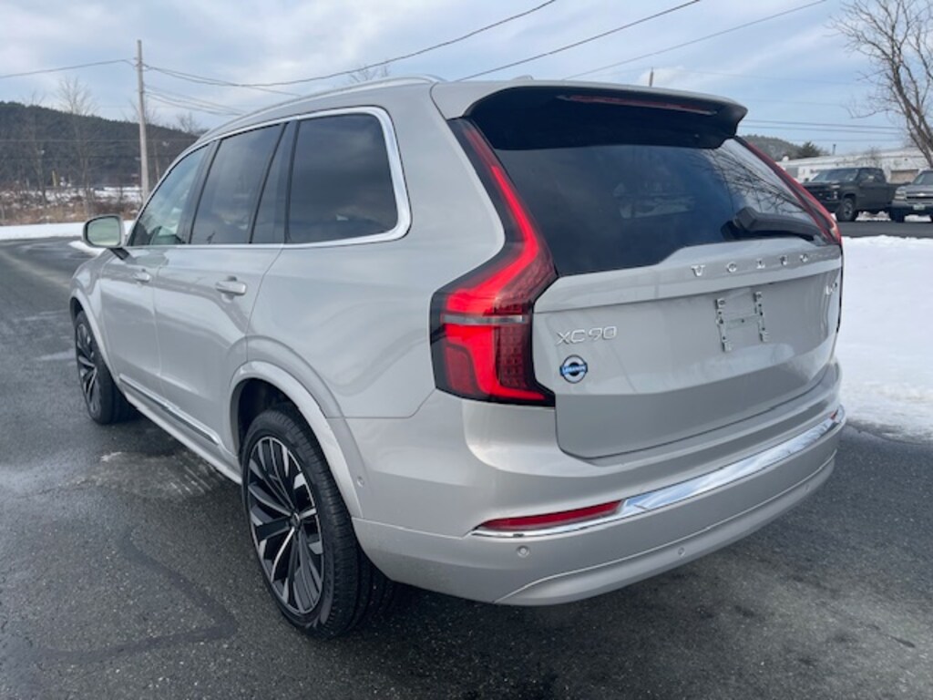Used 2025 Volvo XC90 B6 (2025.5) Plus 7-Seater SUV