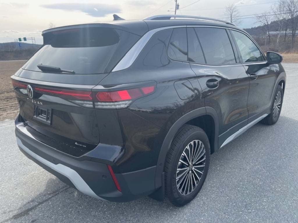 New 2026 Volkswagen Tiguan 2.0T S SUV