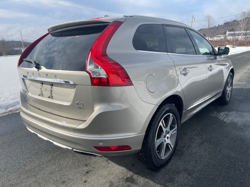 Used 2015 Volvo XC60 T6 (2015.5) SUV