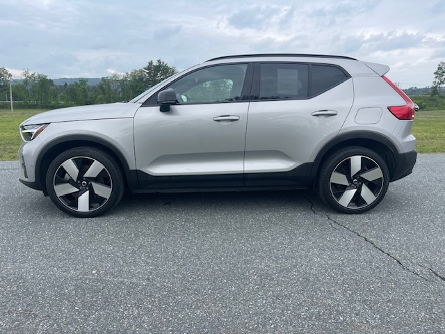 Used 2023 Volvo XC40 Ultimate with VIN YV4ED3UM1P2930557 for sale in Lebanon, NH