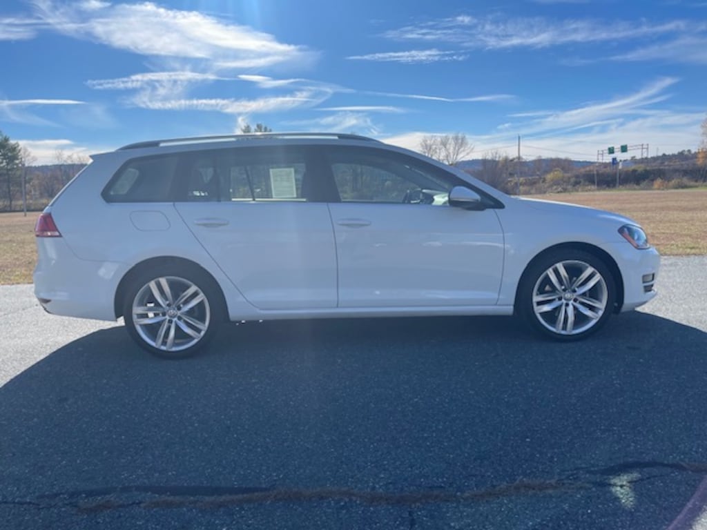 Used 2015 Volkswagen Golf SportWagen TSI Wagon