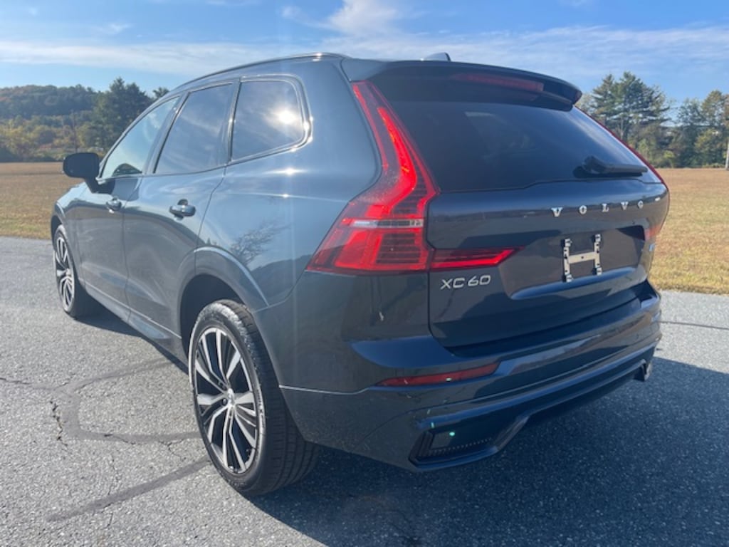 Used 2025 Volvo XC60 B5 Plus SUV