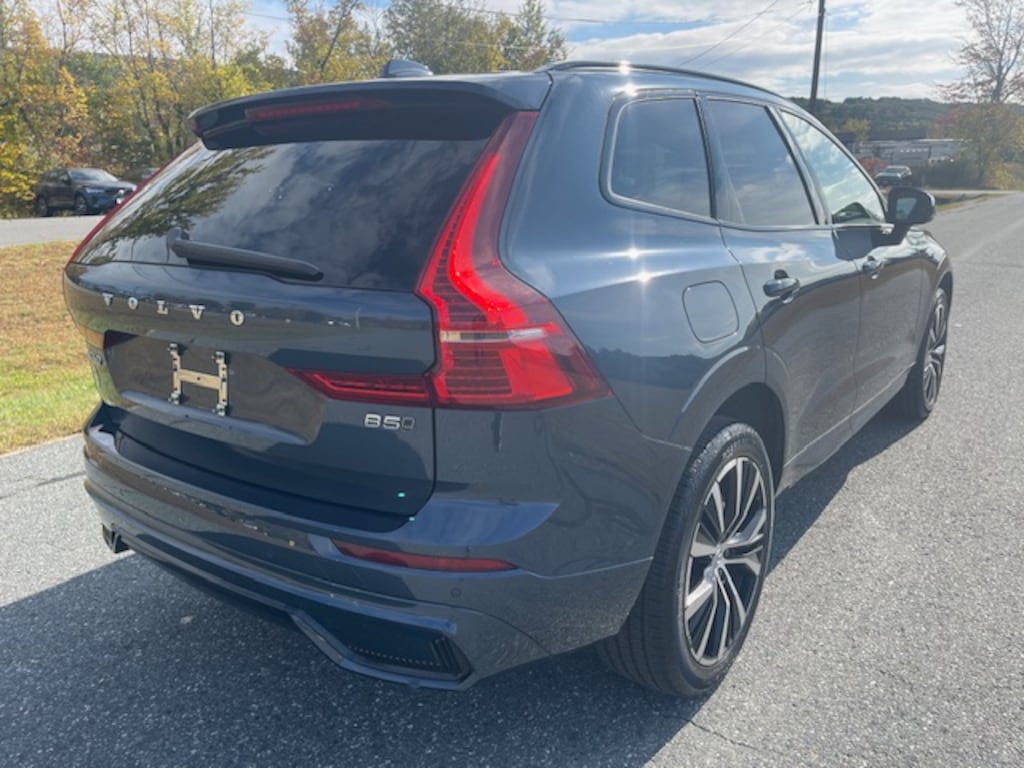 Used 2025 Volvo XC60 B5 Plus SUV