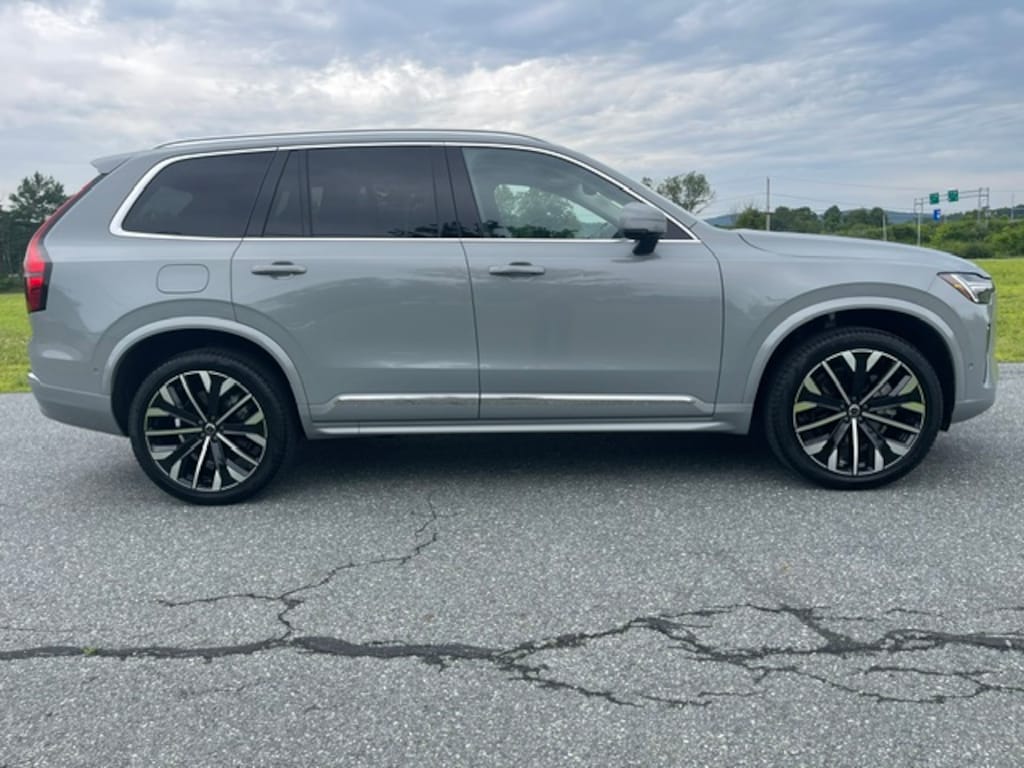 Used 2026 Volvo XC90 B6 Plus 7-Seater SUV