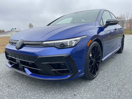 2025 Volkswagen Golf R 2.0T Black Edition Hatchback