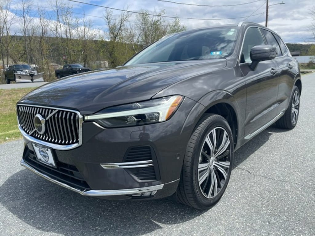 Used 2022 Volvo XC60 B5 AWD Inscription SUV