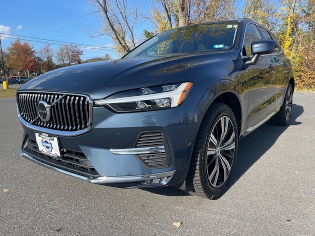 Used 2023 Volvo XC60 B6 AWD Ultimate Bright SUV